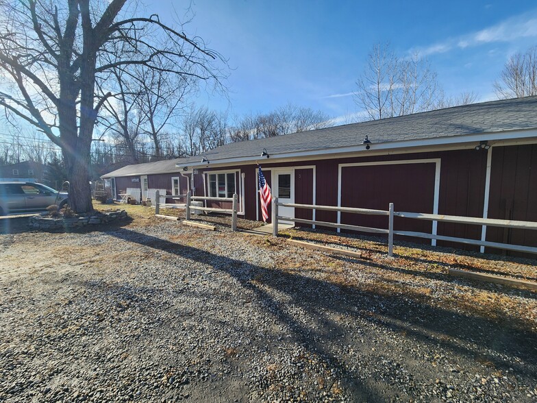 1151 Route 22, Pawling, NY for lease - Building Photo - Image 2 of 5