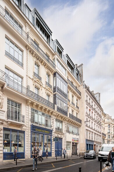 42 Rue De Paradis, Paris for lease - Primary Photo - Image 1 of 3