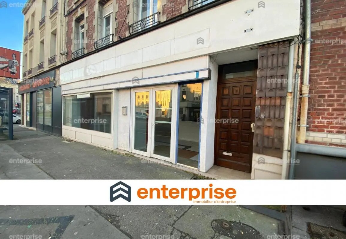 Retail in Saint-Quentin for lease Building Photo- Image 1 of 6