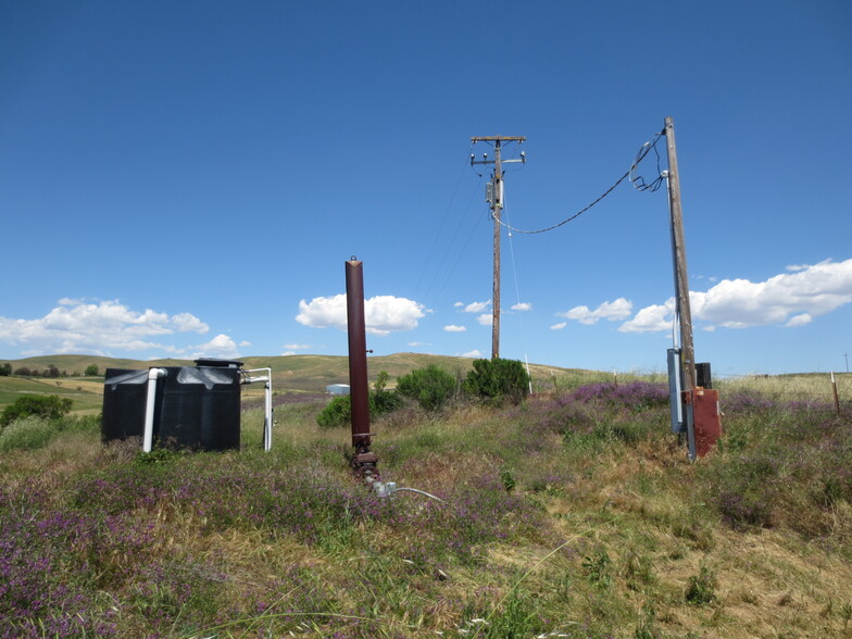 Camp 8 Road, Paso Robles, CA for sale - Building Photo - Image 2 of 12