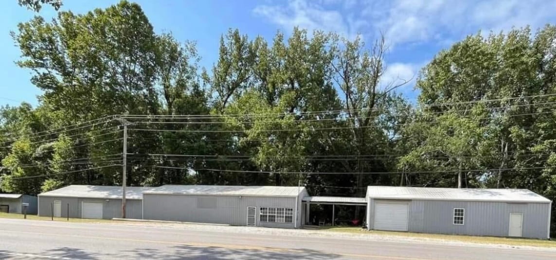 135 Dixon Springs Hwy, Carthage, TN for sale Building Photo- Image 1 of 7