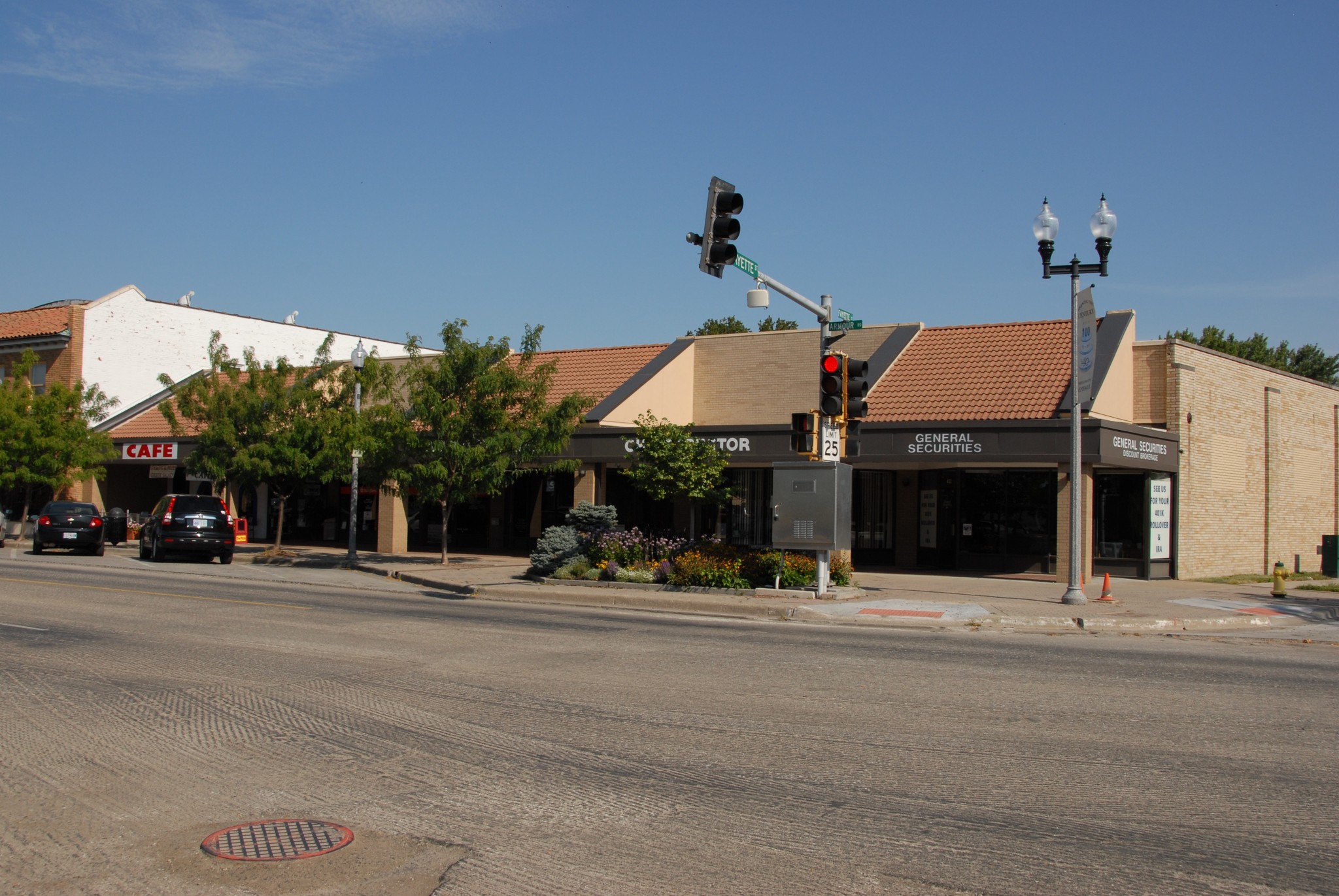 414-422 Armour Rd, North Kansas City, MO for lease Primary Photo- Image 1 of 4