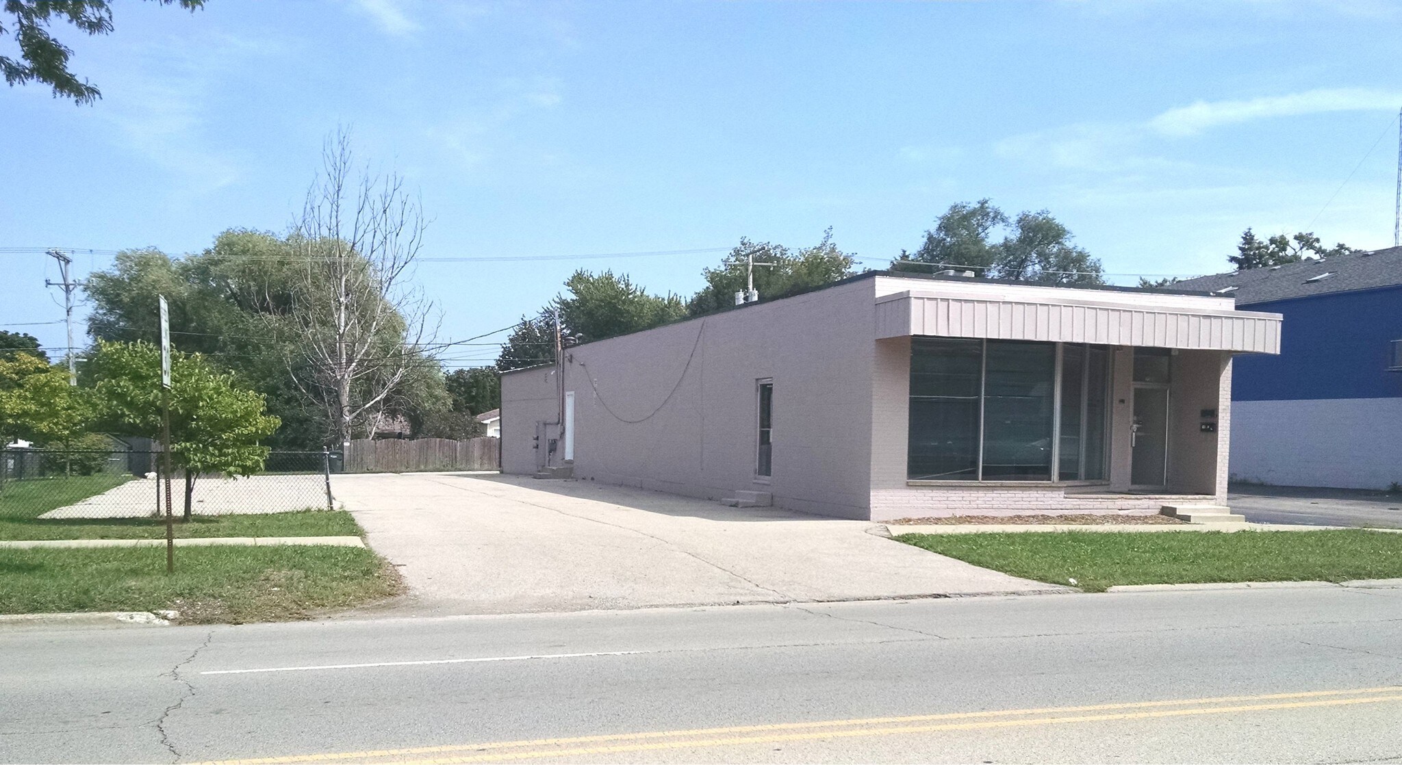 2269 Sheridan Rd, Zion, IL for sale Building Photo- Image 1 of 1