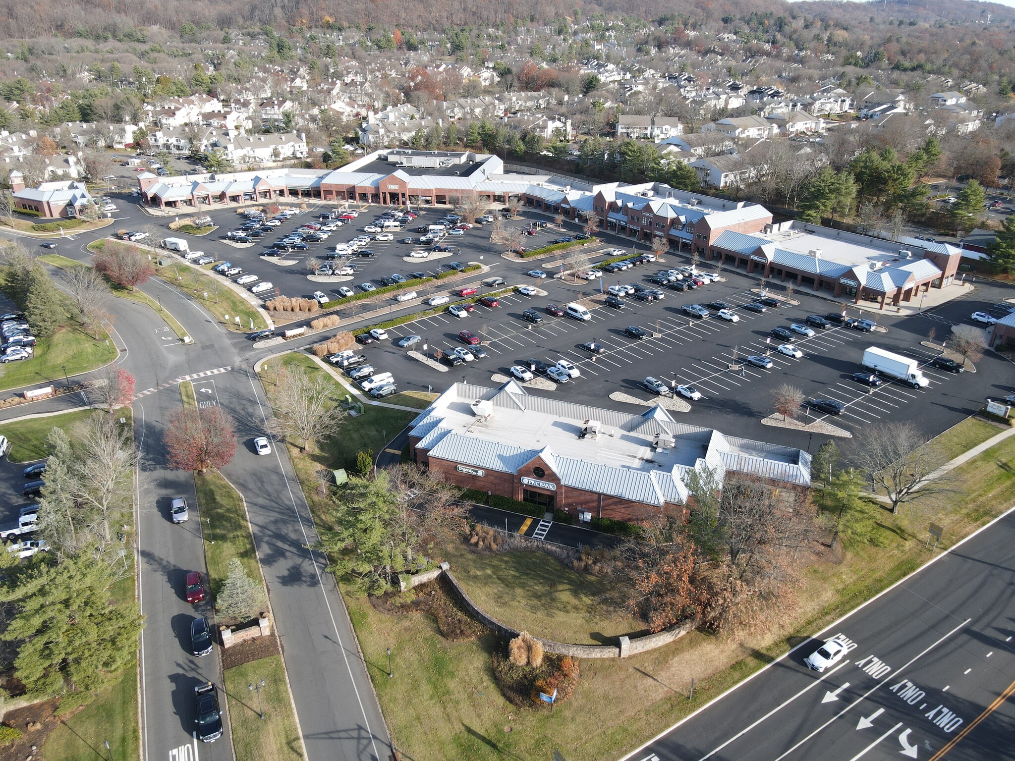 400-470 US Highway 202/206 Dr, Bedminster, NJ for lease Building Photo- Image 1 of 5