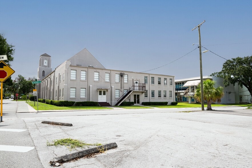 6018 N Highland Ave, Tampa, FL for sale - Building Photo - Image 2 of 12