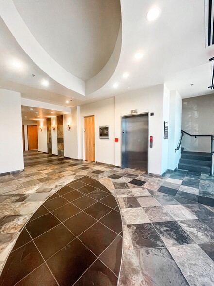 34225 N 27th Dr, Phoenix, AZ for lease - Interior Photo - Image 3 of 10