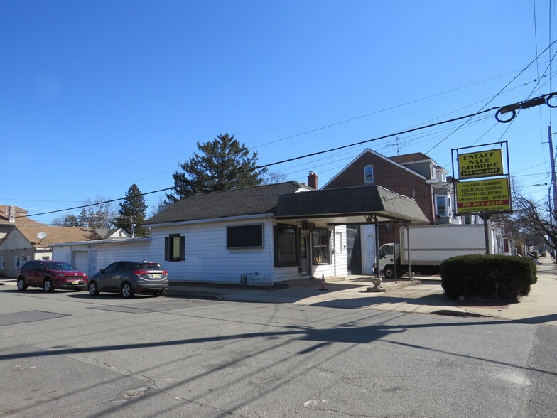 2048 S Broad St, Hamilton, NJ for sale - Building Photo - Image 1 of 13