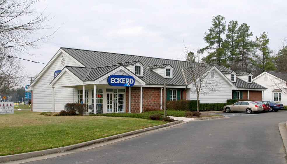 2664 New Market Rd, Richmond, VA for sale - Primary Photo - Image 1 of 1