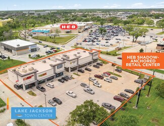 More details for 101 Winding Way, Lake Jackson, TX - Retail for Sale