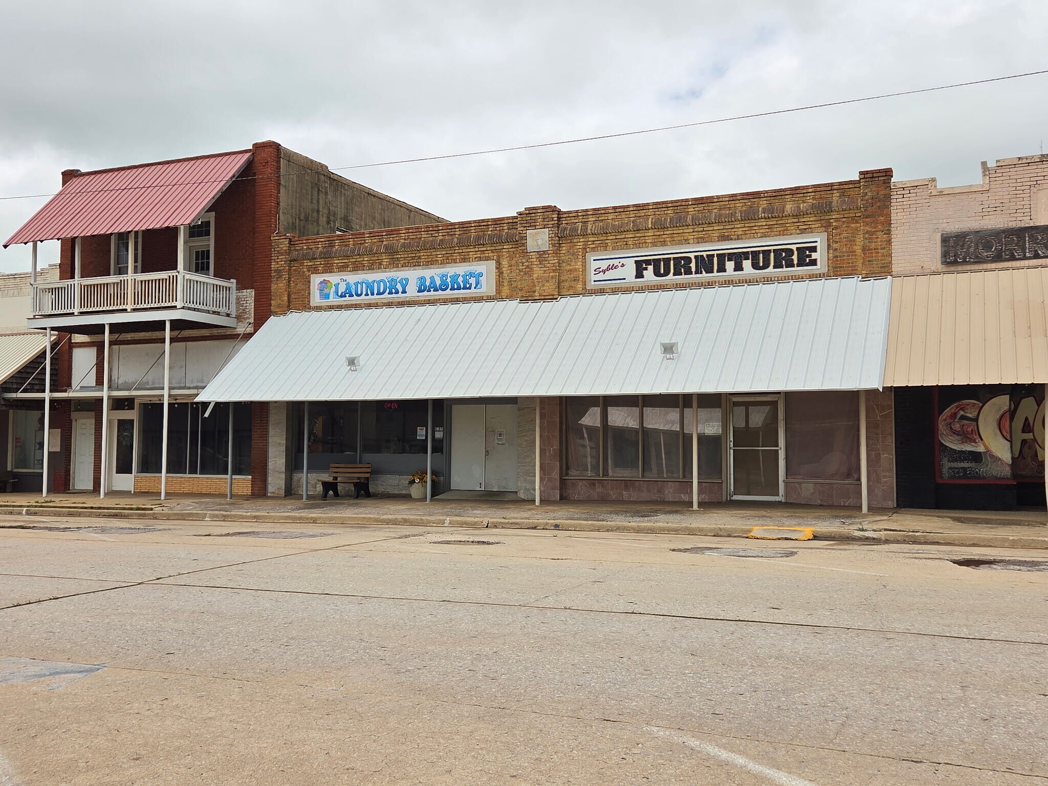 110 Main St, Ringling, OK for sale Primary Photo- Image 1 of 17