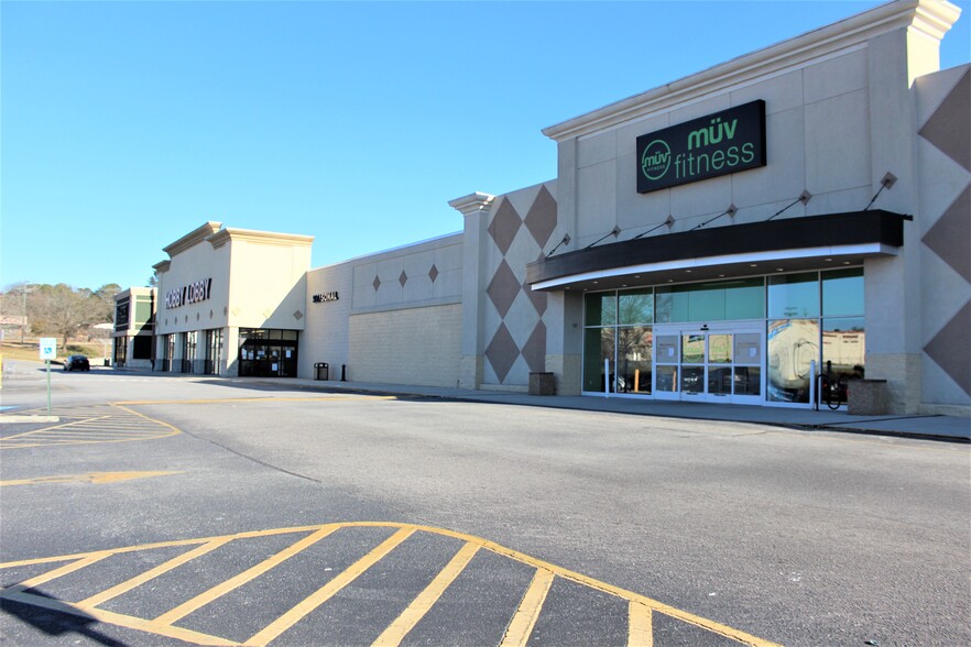 2305-2349 Augusta Rd, West Columbia, SC for lease - Building Photo - Image 2 of 7