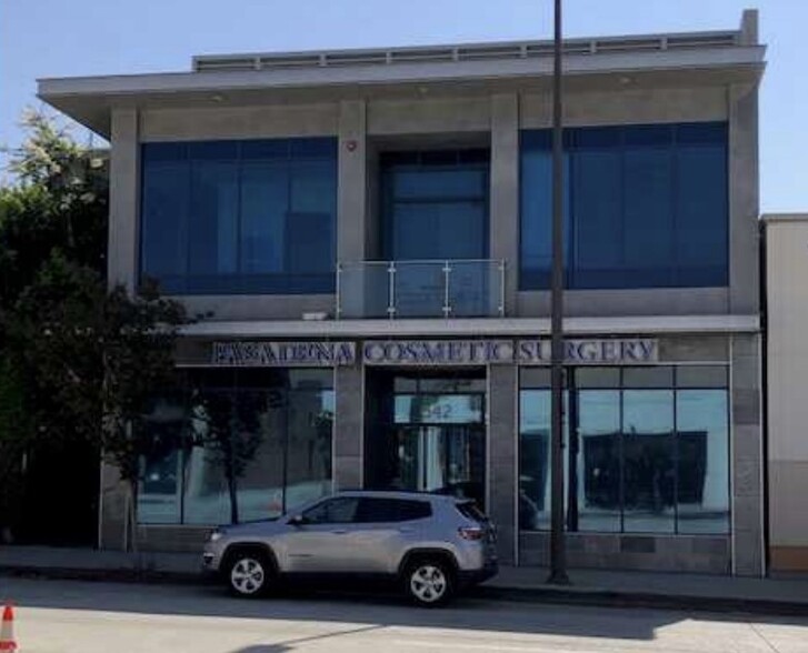 542 S Fair Oaks Ave, Pasadena, CA for lease - Building Photo - Image 1 of 12