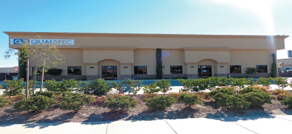 1567 James Rd, Bakersfield, CA for lease - Building Photo - Image 3 of 3