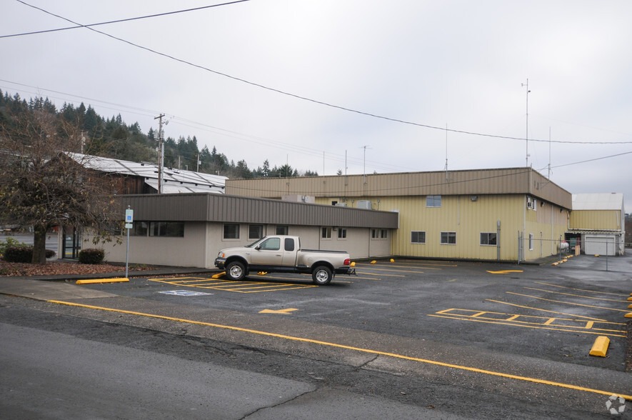 469 Nehalem St, Clatskanie, OR for sale - Building Photo - Image 1 of 1