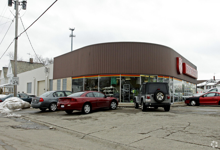 167 Cleveland St, Elyria, OH for lease - Building Photo - Image 1 of 12