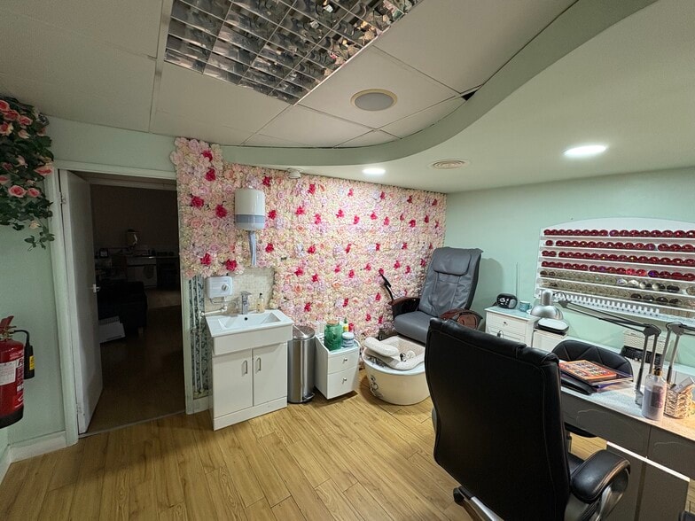 15 High St, Ripley for sale - Interior Photo - Image 2 of 5