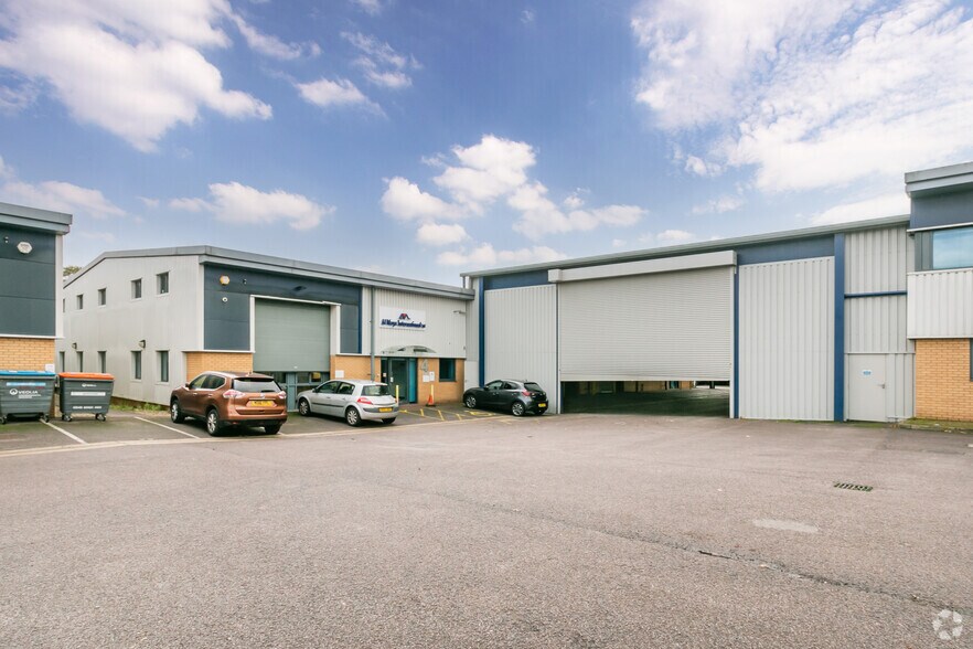 Maxted Rd, Hemel Hempstead for sale - Primary Photo - Image 1 of 1