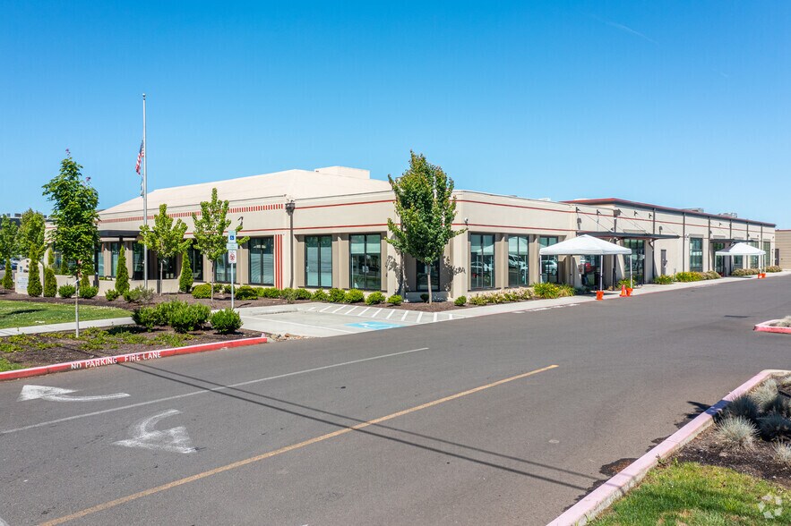 2045 NE Silverton Rd, Salem, OR for sale - Primary Photo - Image 1 of 1
