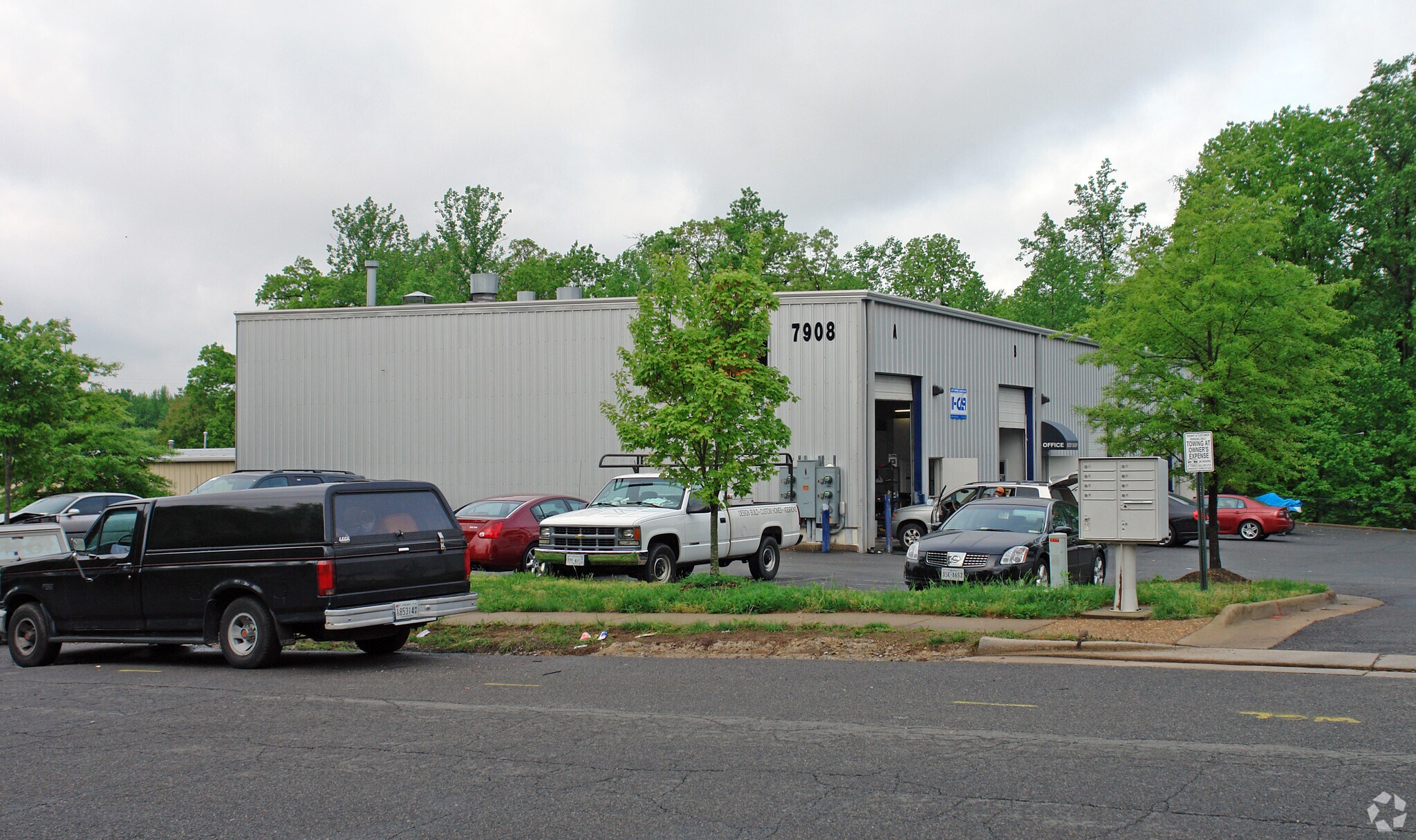 7908 Hill Park Ct, Lorton, VA for sale Primary Photo- Image 1 of 1