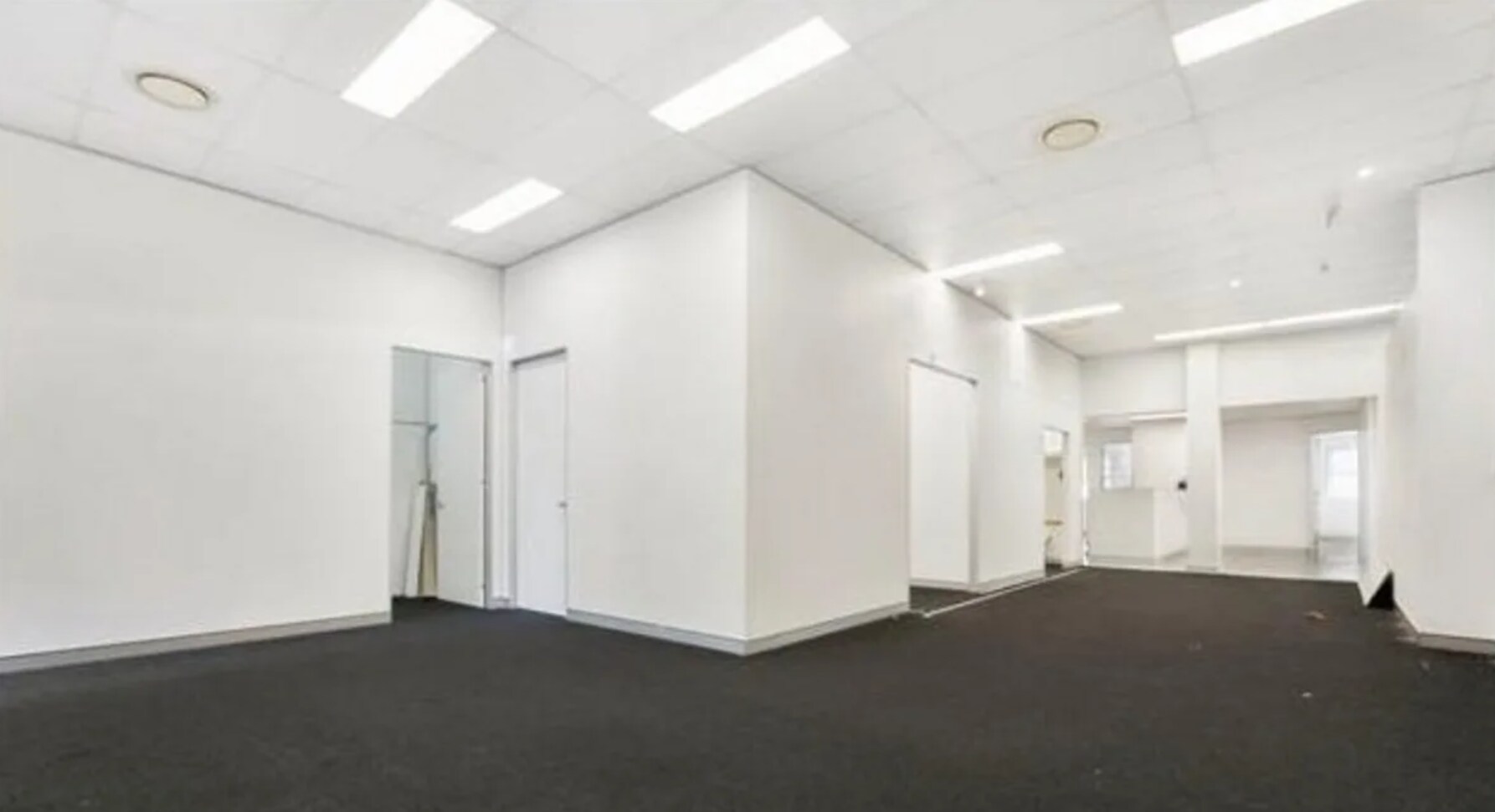 15 Donkin St, WEST END for lease Interior Photo- Image 1 of 3