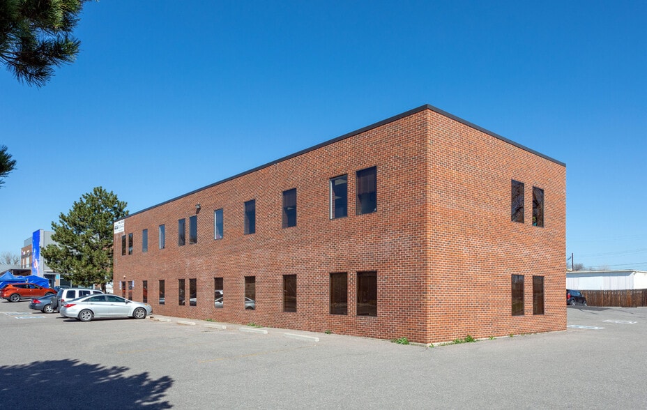 8725 W 14th Ave, Lakewood, CO for sale - Primary Photo - Image 2 of 8