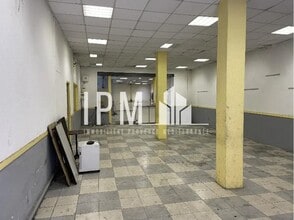 113 Cours Lieutaud, Marseille for lease Interior Photo- Image 2 of 4