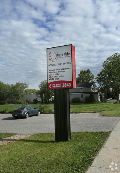 1589 Stittsville Main St, Ottawa, ON for sale - Building Photo - Image 3 of 3