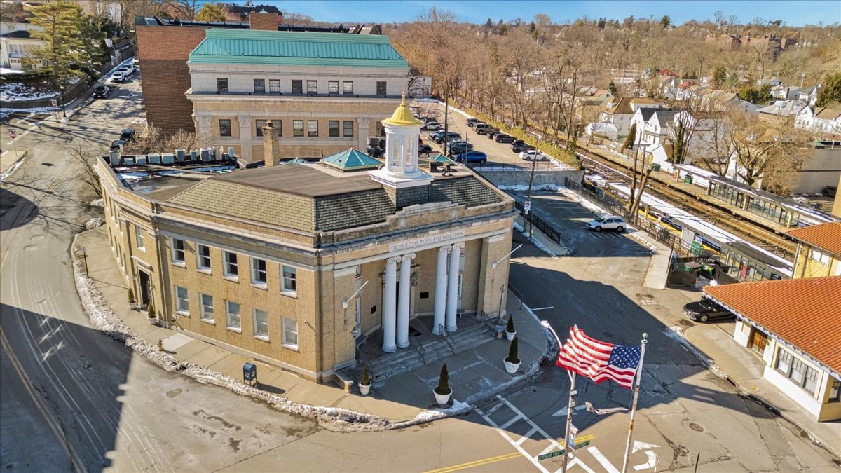 1 Generoso Pope Pl, Tuckahoe, NY for sale Primary Photo- Image 1 of 32