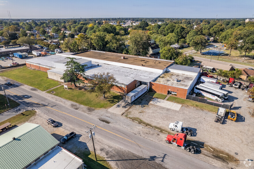 900 Broad St, Portsmouth, VA for lease - Building Photo - Image 1 of 12