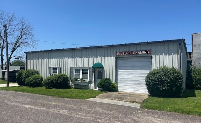 203 1st St, Martinsburg, MO for sale - Building Photo - Image 3 of 14