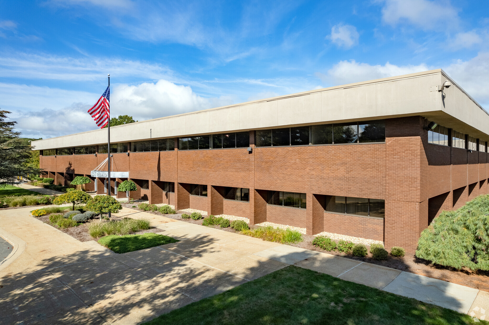 1600 Division Rd, West Warwick, RI for lease Building Photo- Image 1 of 14