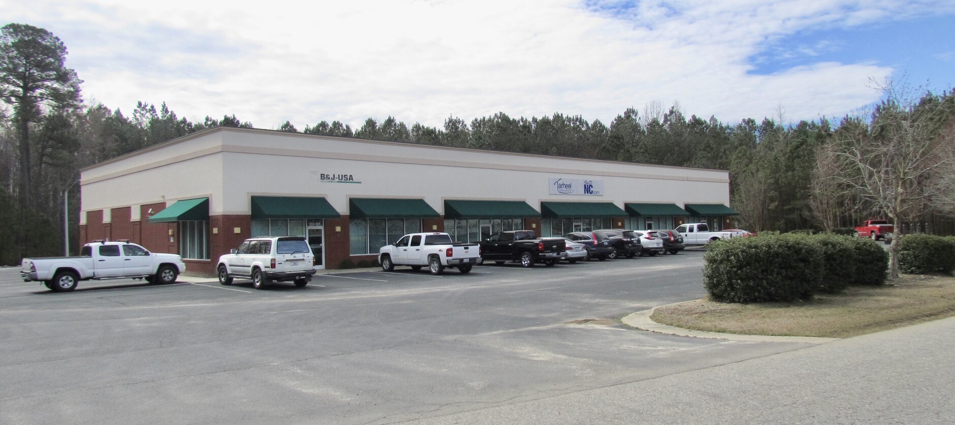 120 N Tech Dr, Clayton, NC 27520