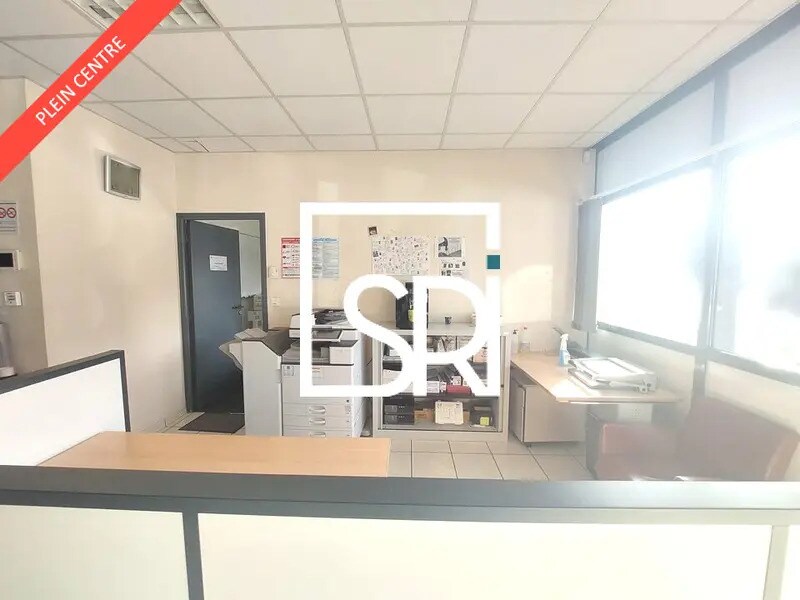 Flex in Aubière for lease Interior Photo- Image 1 of 11