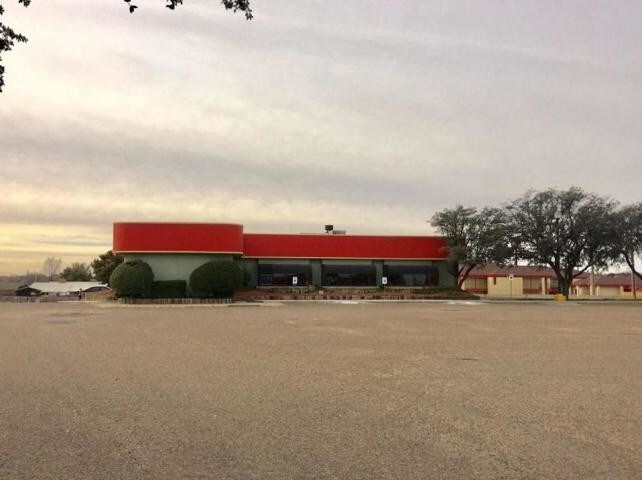 3605 Olton Rd, Plainview, TX for sale - Building Photo - Image 1 of 1