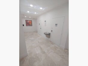240 W Palmetto Park Rd, Boca Raton, FL for lease Lobby- Image 1 of 7