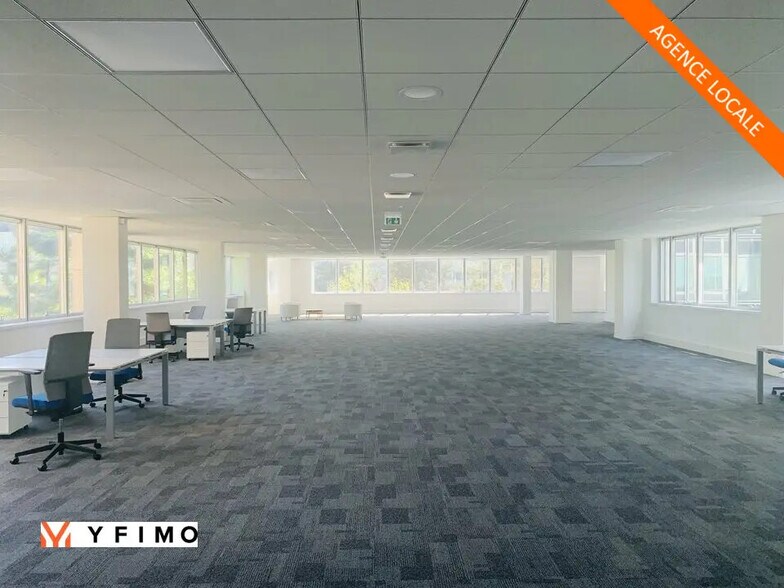 Office in Vélizy-Villacoublay for lease - Interior Photo - Image 2 of 6