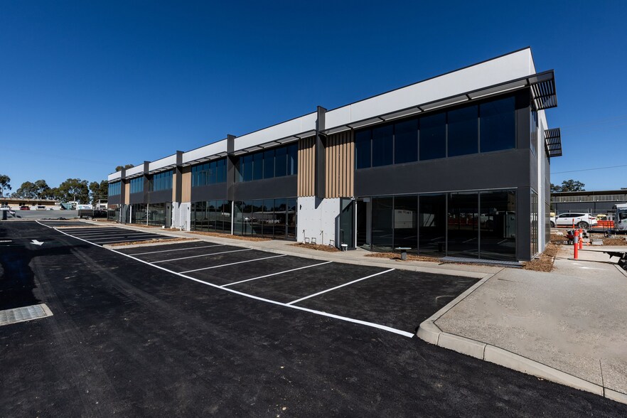 8-16 Rohs Rd, East Bendigo for sale - Building Photo - Image 2 of 5