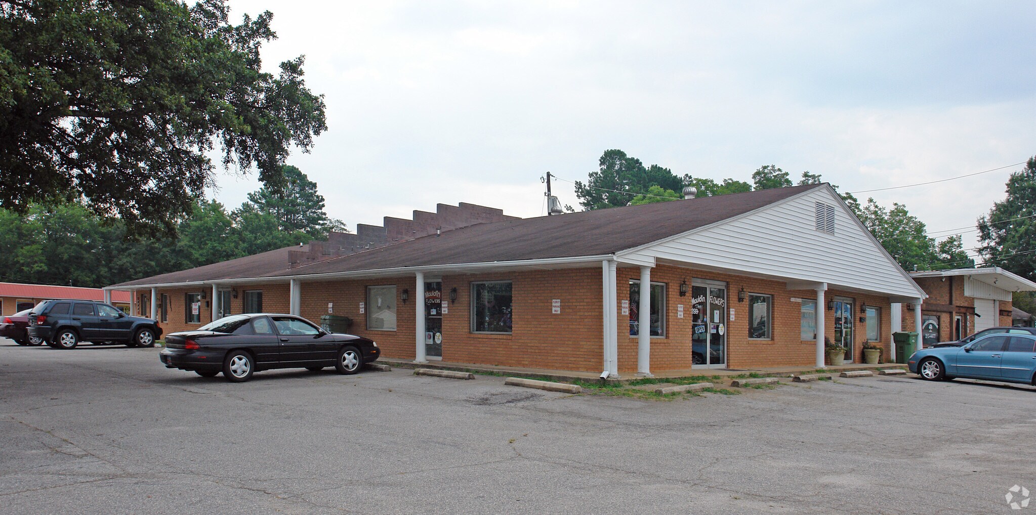 100 Miller Rd, Mauldin, SC for sale Primary Photo- Image 1 of 14