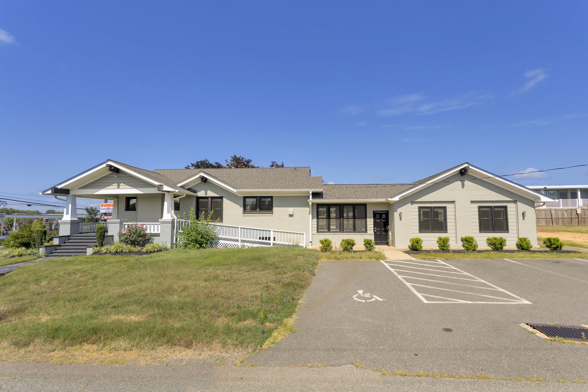 1000 Oakwood St, Fredericksburg, VA for lease Building Photo- Image 1 of 10