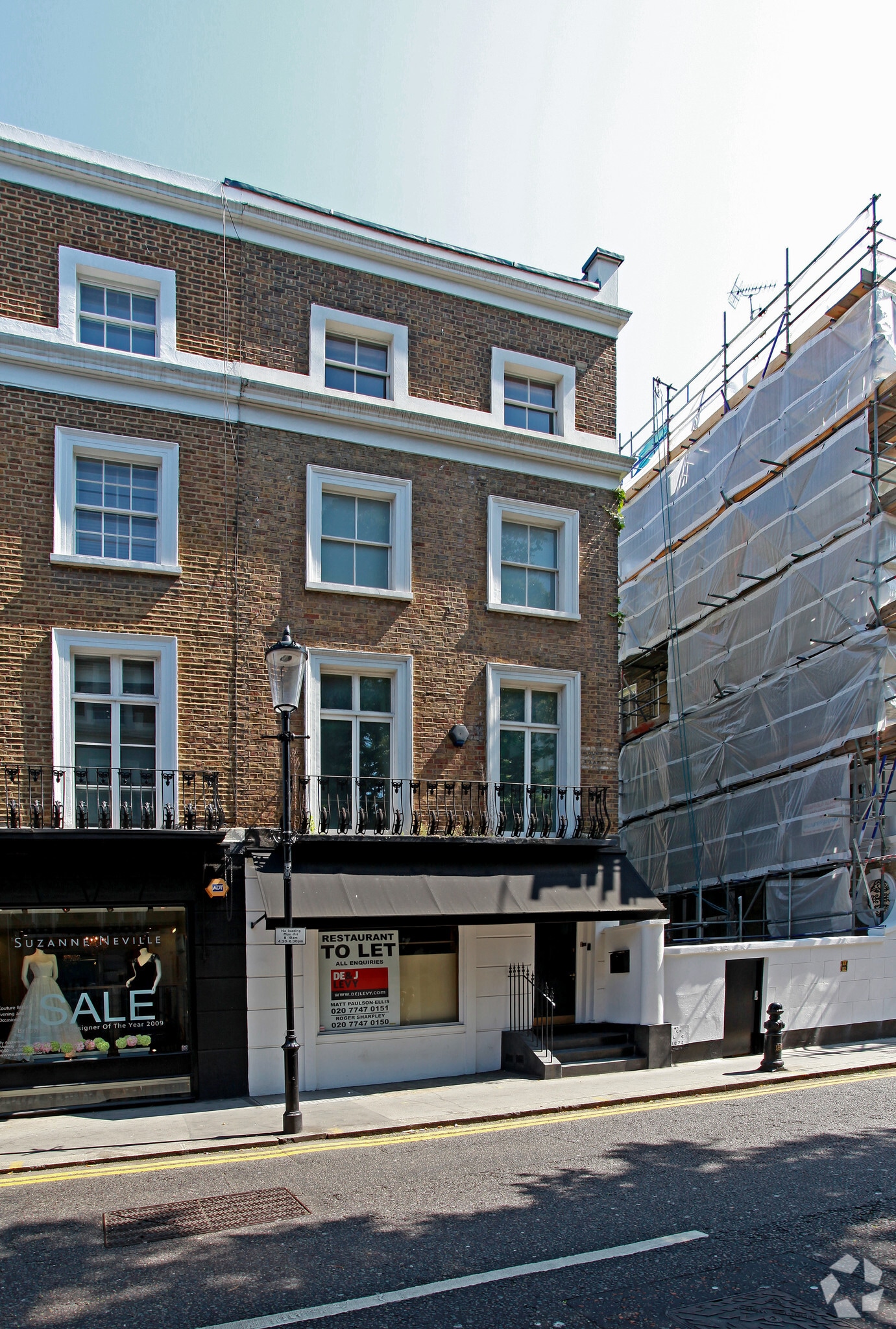 30 Beauchamp Pl, London for sale Building Photo- Image 1 of 1