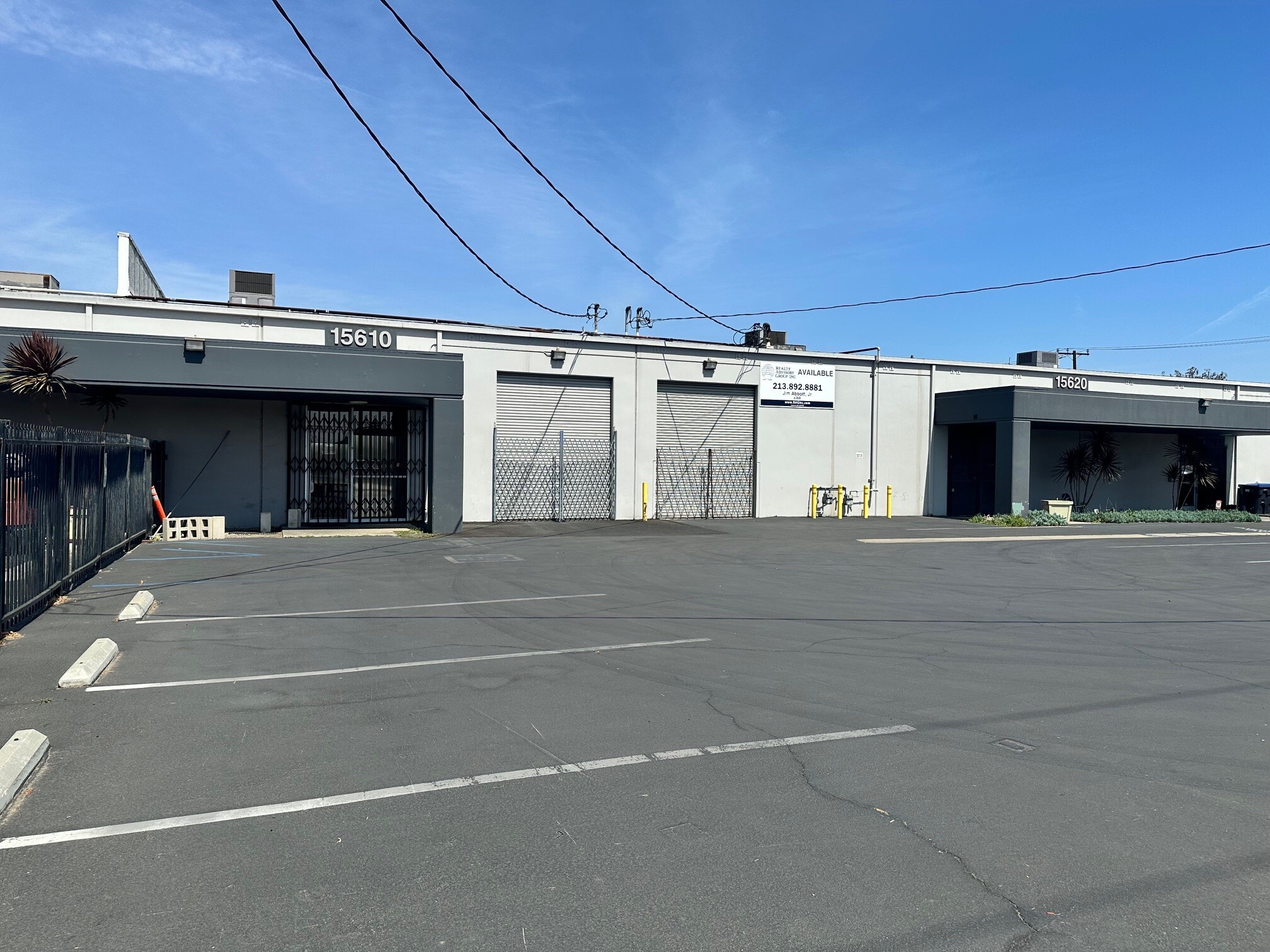 15610-15630 S Figueroa St, Gardena, CA for lease Building Photo- Image 1 of 12