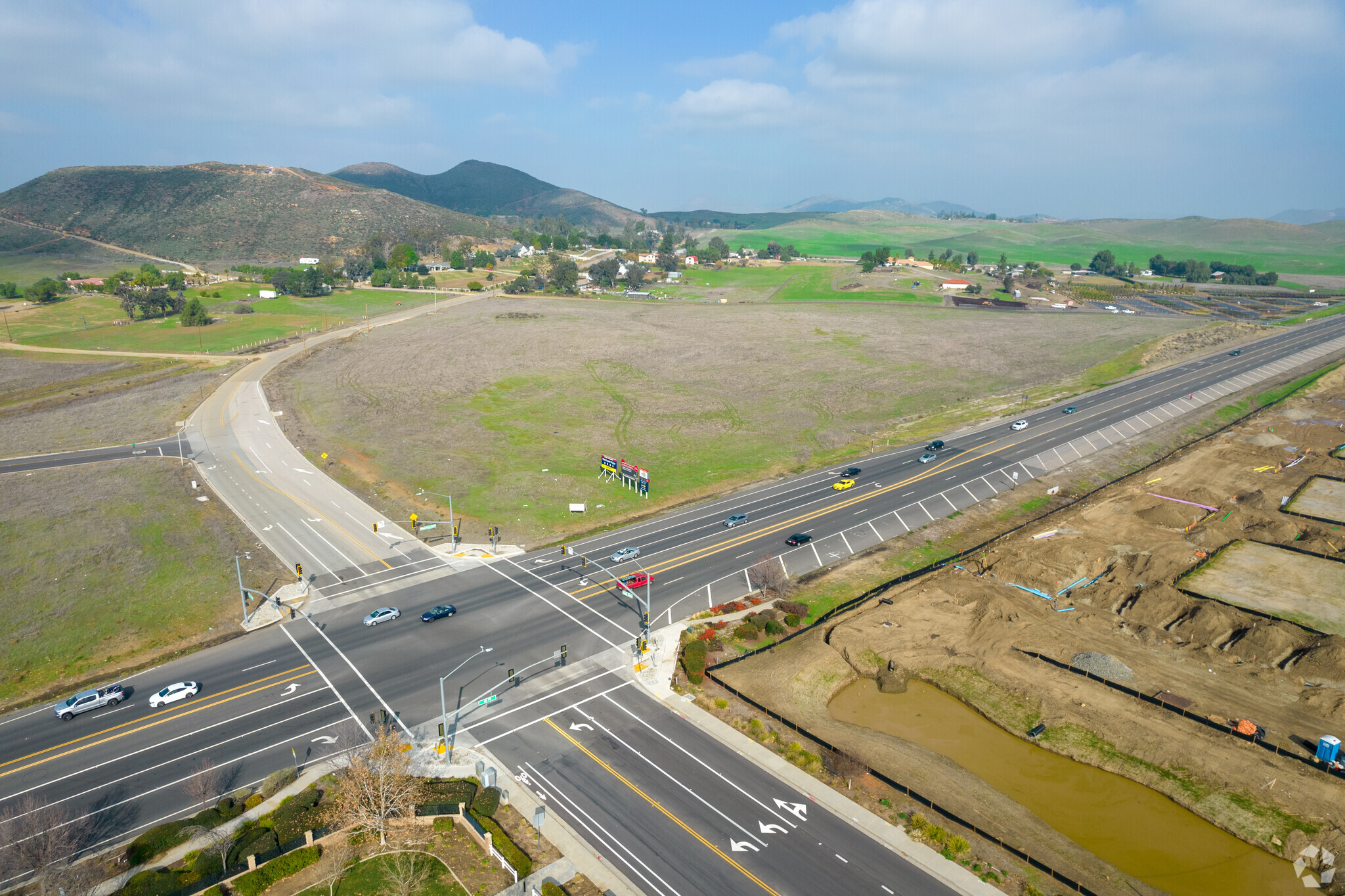 NWQ Winchester Rd & Pourroy Rd, Winchester, CA for lease Primary Photo- Image 1 of 9