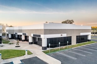 Placentia Corporate Center - Business Park
