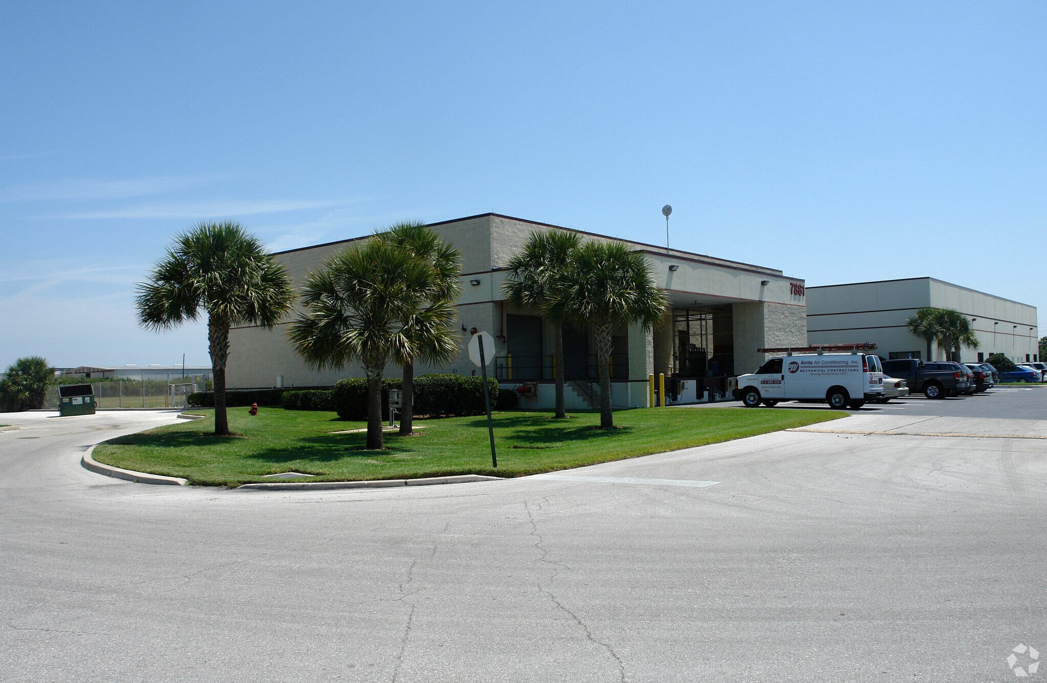 7875 114th Ave, Largo, FL for sale Primary Photo- Image 1 of 1