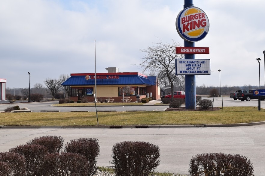 114 W Jasper St, Paris, IL for sale - Primary Photo - Image 1 of 1