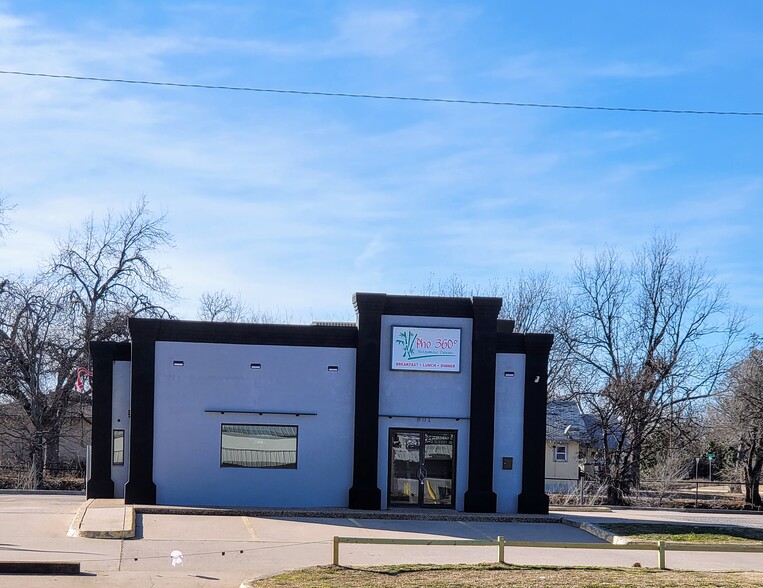 801 SW 11th St, Lawton, OK for sale - Building Photo - Image 1 of 1