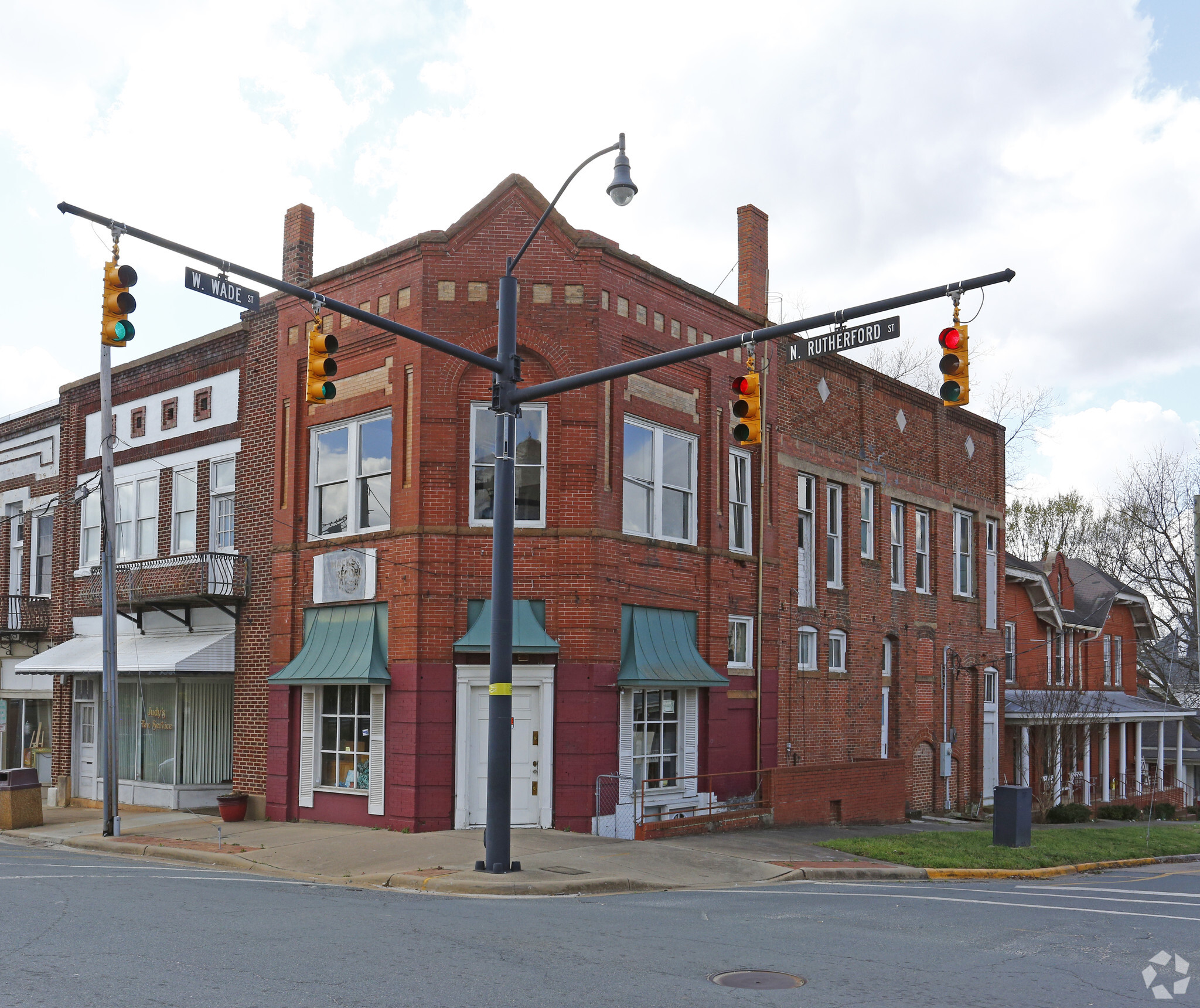 100 S Rutherford St, Wadesboro, NC for sale Primary Photo- Image 1 of 1