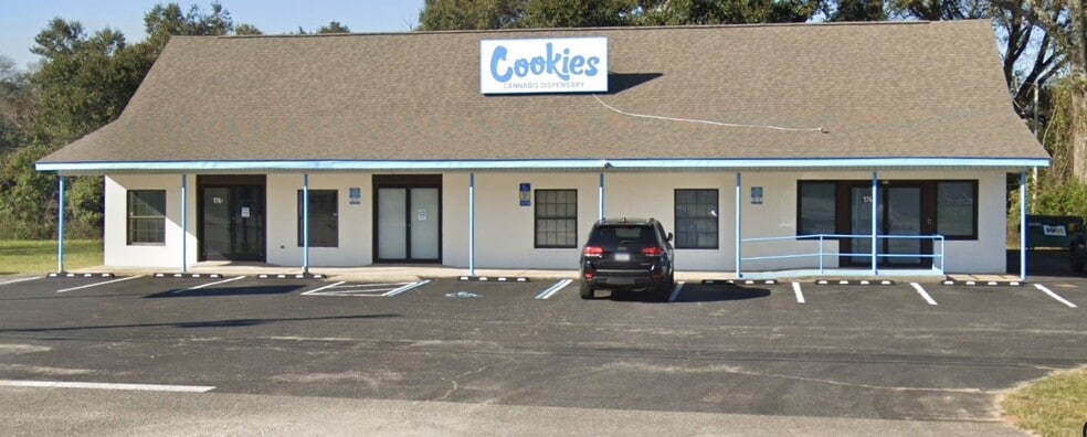 176 E Nine Mile Rd, Pensacola, FL for lease - Building Photo - Image 1 of 1