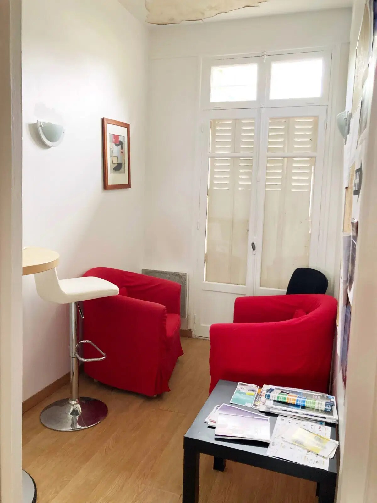 Office in Beauvais for lease Interior Photo- Image 1 of 4
