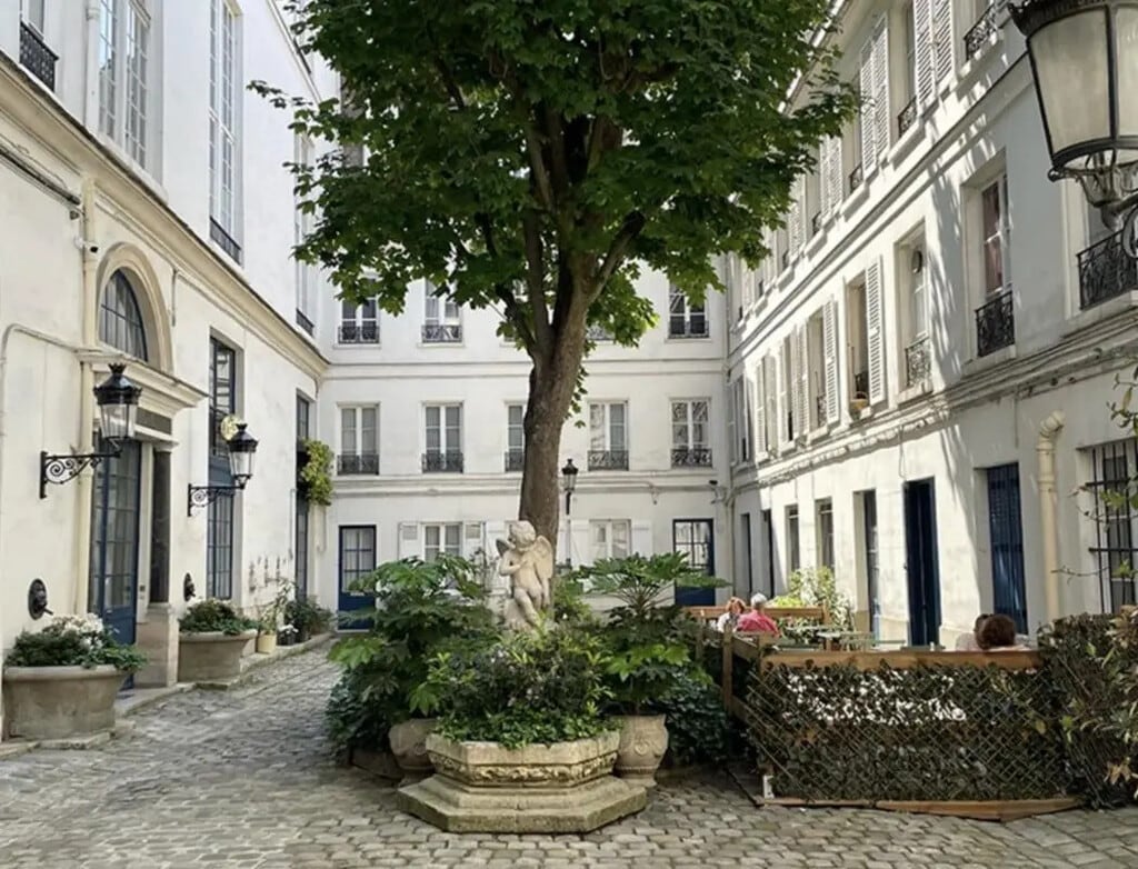 Location Bureaux 129 m² à 720 m² - Photo 1